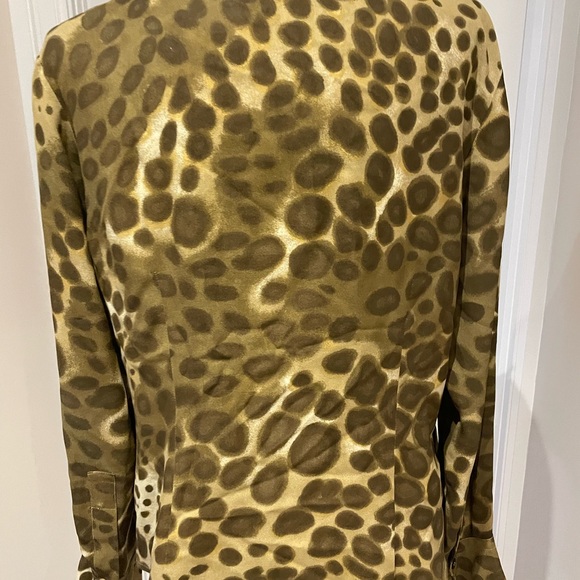 Giraffe print blouse with flared sleeves - Picture 6 of 7
